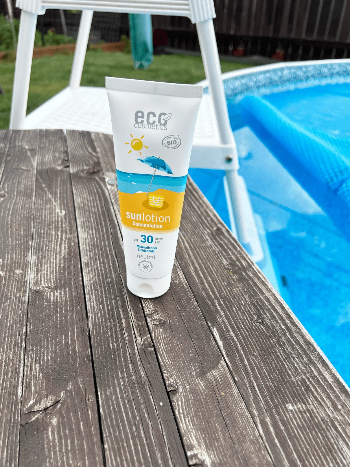 Eco Cosmetics Latte solare Neutral senza profumo SPF 30 BIO (125 ml) - con ossido di zinco