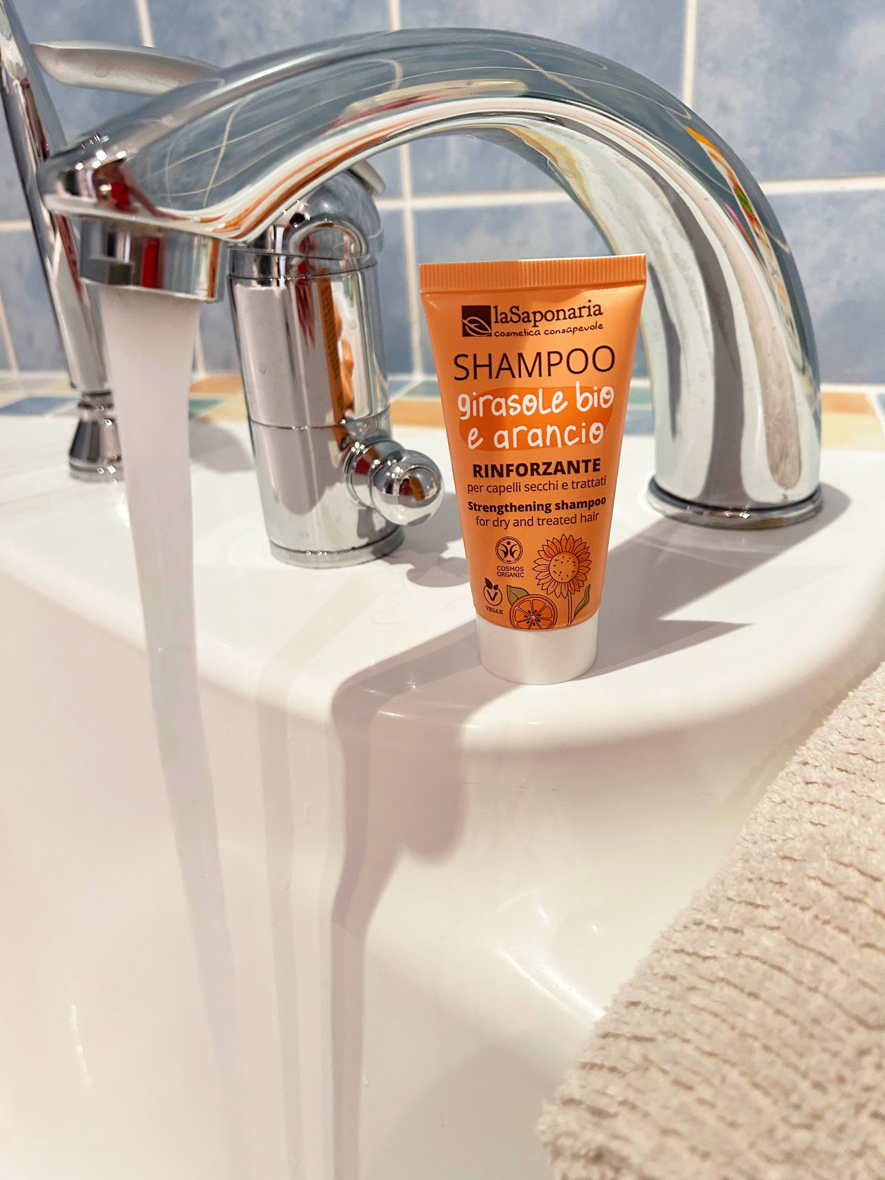 laSaponaria Shampoo con girasole e arancia dolce BIO 30 ml