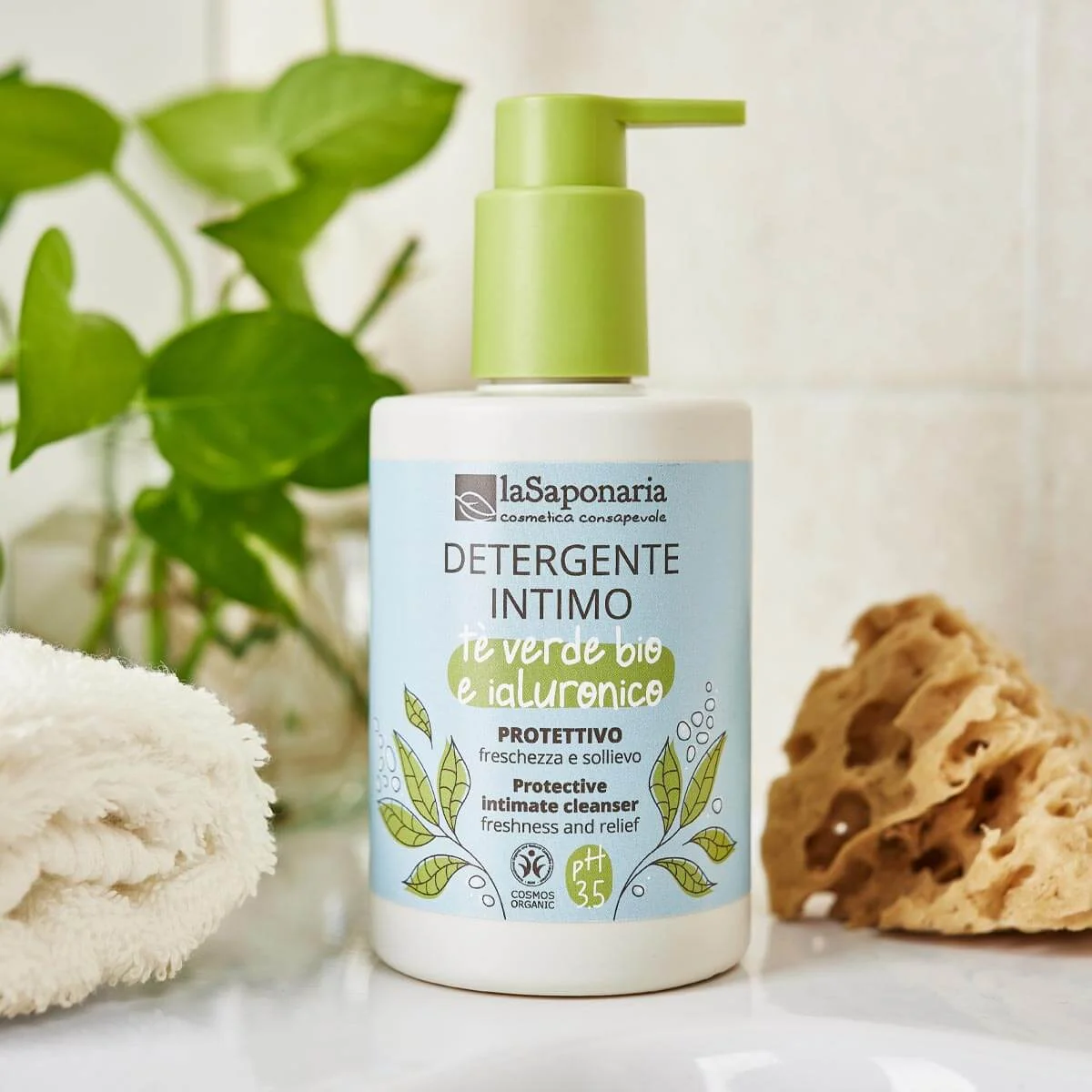 laSaponaria Gel detergente intimo protettivo con tè verde BIO (250 ml) - adatto dopo il parto e durante le mestruazioni