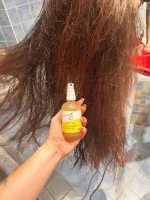 Officina Naturae Spray trattante termoprotettore per capelli (100 ml) - protegge, idrata e illumina i capelli