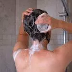 Lamazuna Shampoo rigido antiforfora - peonia (70 g)