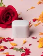 laSaponaria Deodorante solido Sweet Hug BIO (40 g) - al profumo di fiori di primavera