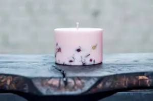 TL Candles Candela profumata alla rosa e al miele XL