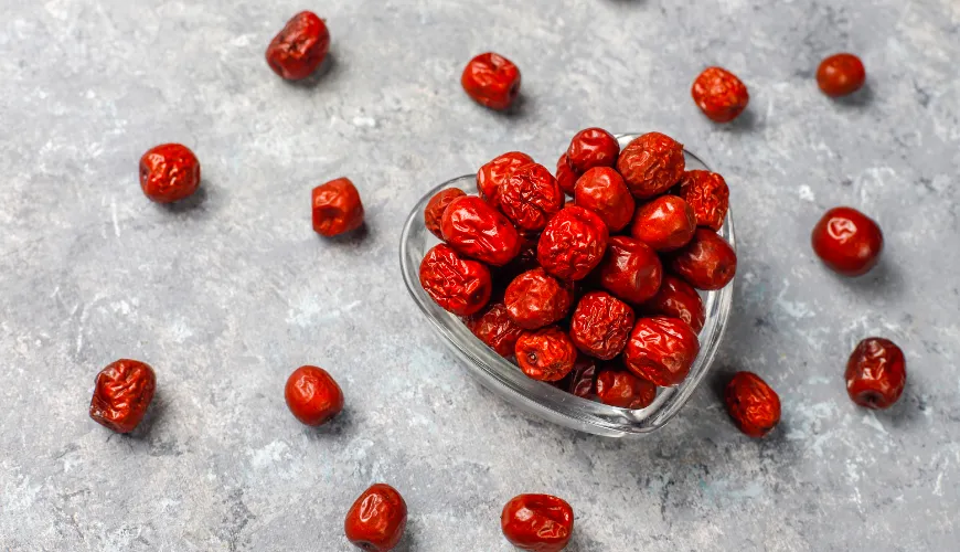 L'acerola protegge il corpo e fornisce energia in modo naturale.