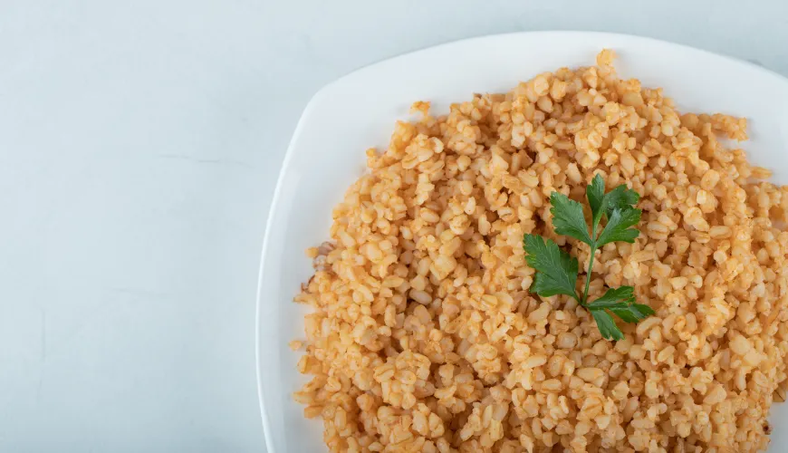 Il bulgur è un ottimo contorno ricco di salute e sapore.