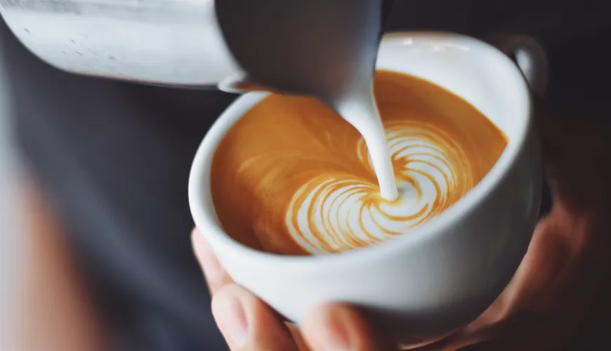 Perché il caffè provoca nausea e cosa fare al riguardo?