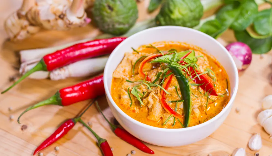 Il curry thailandese vi trasporterà nell'esotica Thailandia