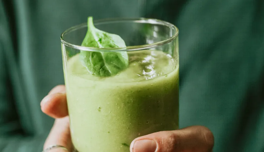 Il detox smoothie unisce gusto, salute e purificazione del corpo